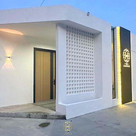 The Luxurious 27, Johor Bahru Villa Dış mekan fotoğraf