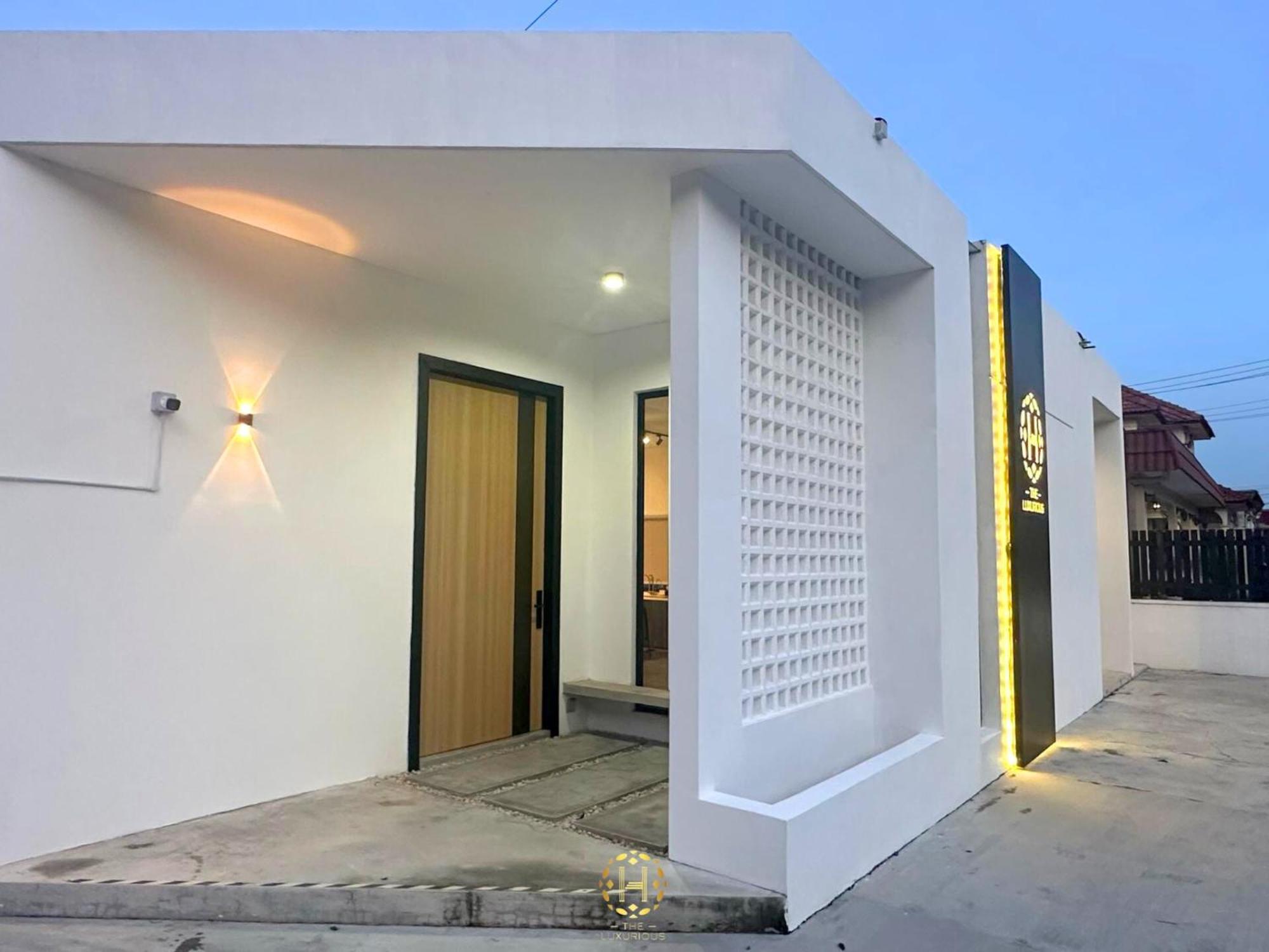 The Luxurious 27, Johor Bahru Villa Dış mekan fotoğraf